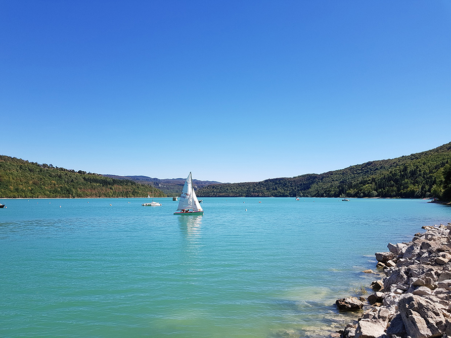 Les Chalets du Lac de Vouglans Les Chalets du Lac de Vouglans