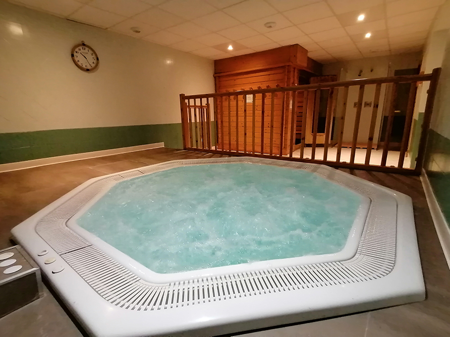 Lou Riouclar Lou Riouclar