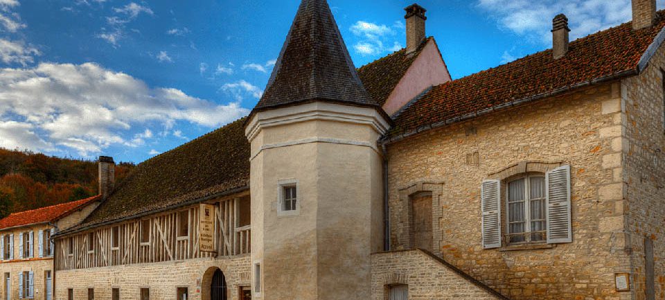 L'Abbaye de Clairvaux @ clairvaux2022.fr L'Abbaye de Clairvaux