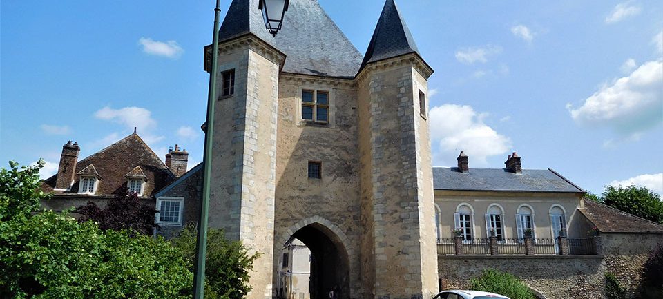 Villeneuve-sur-Yonne Villeneuve-sur-Yonne