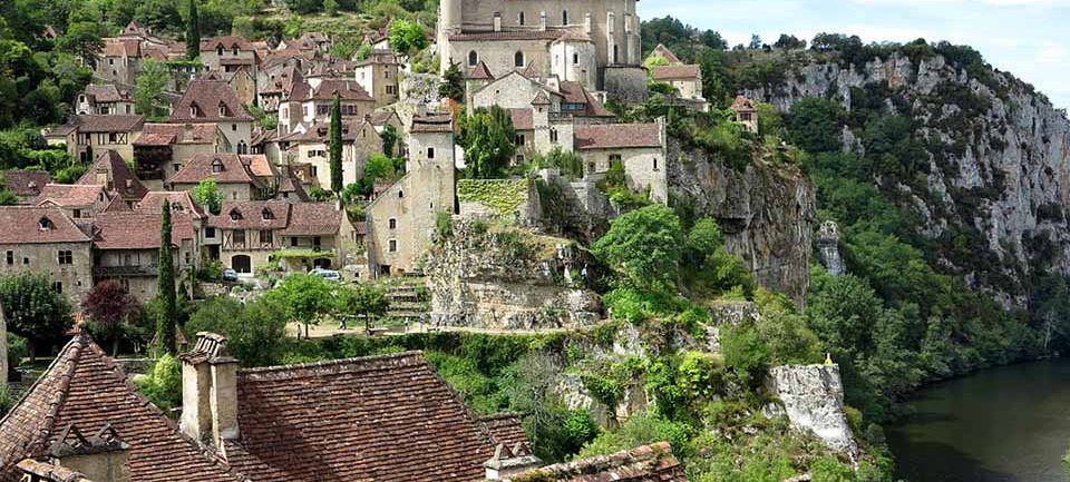 saint-cirq-la-popie-plus-beaux-villages-de-france Saint-Cirq-La-Popie Cap France
