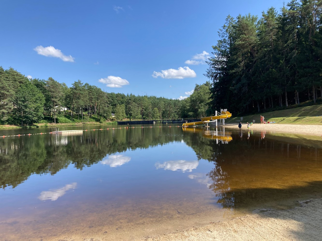 Domaine du Lac de Soursac Domaine du Lac de Soursac